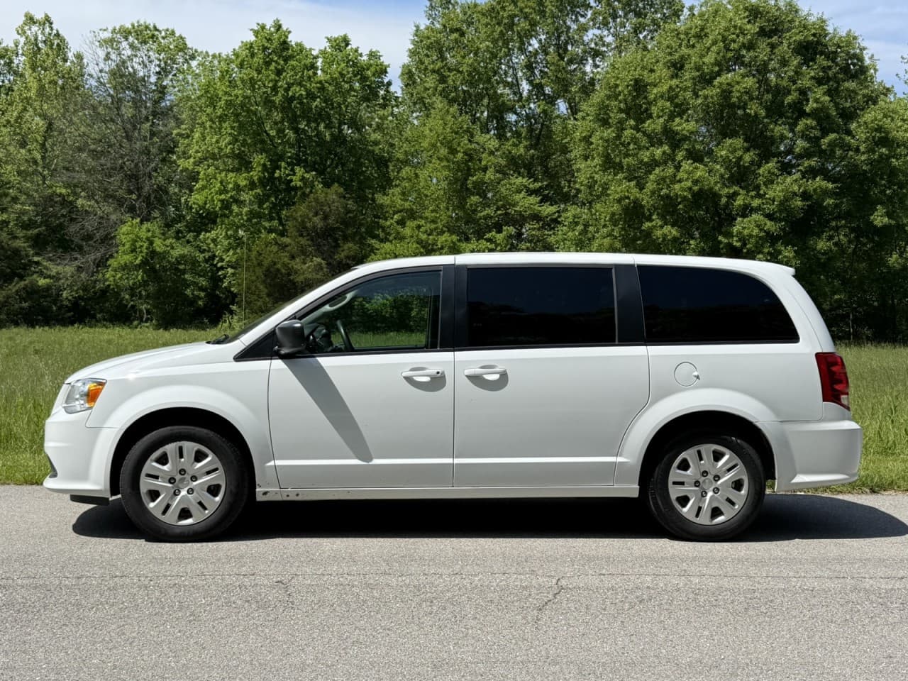 2018 Dodge Grand Caravan - Photo 2