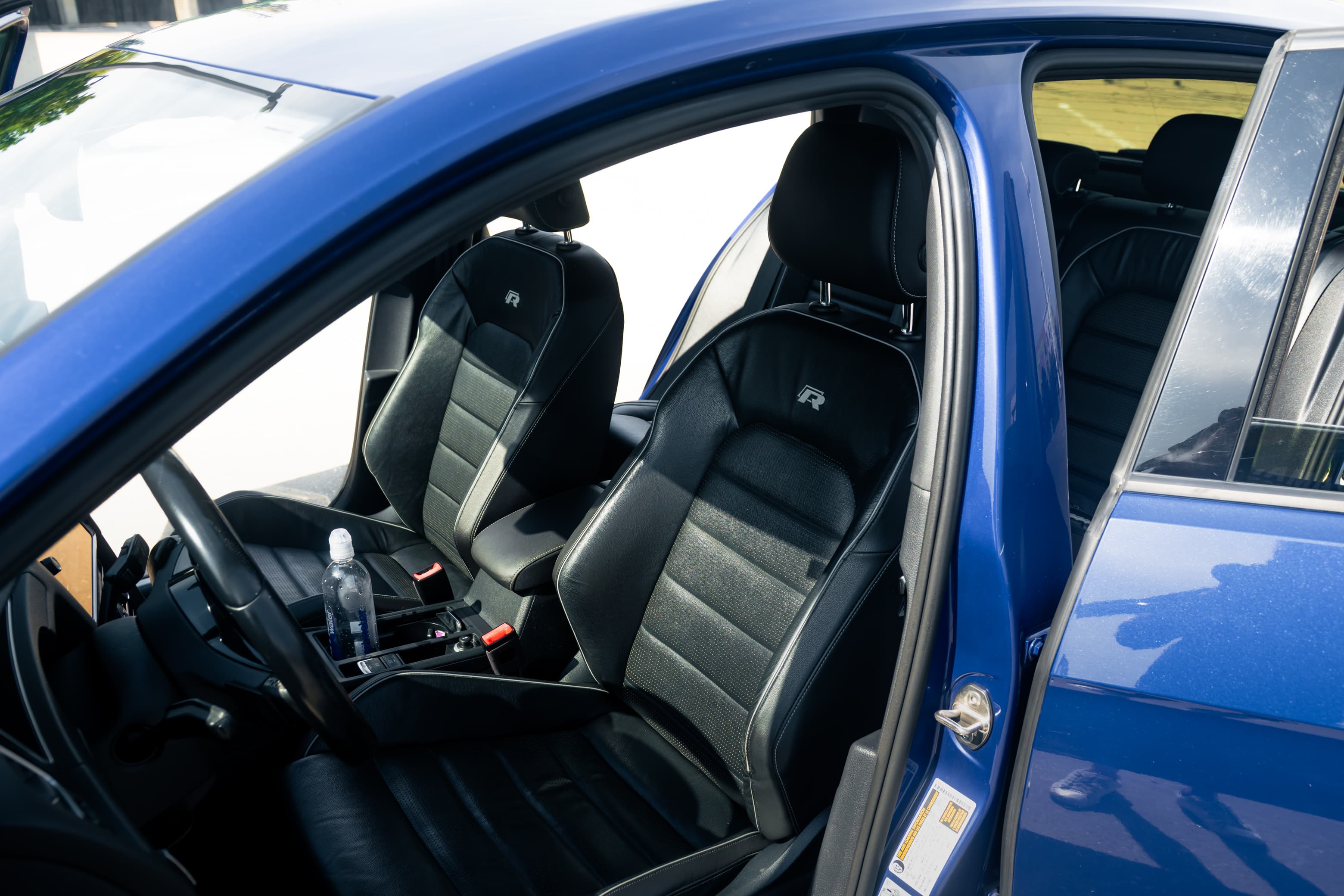 Volkswagen Golf R Cockpit