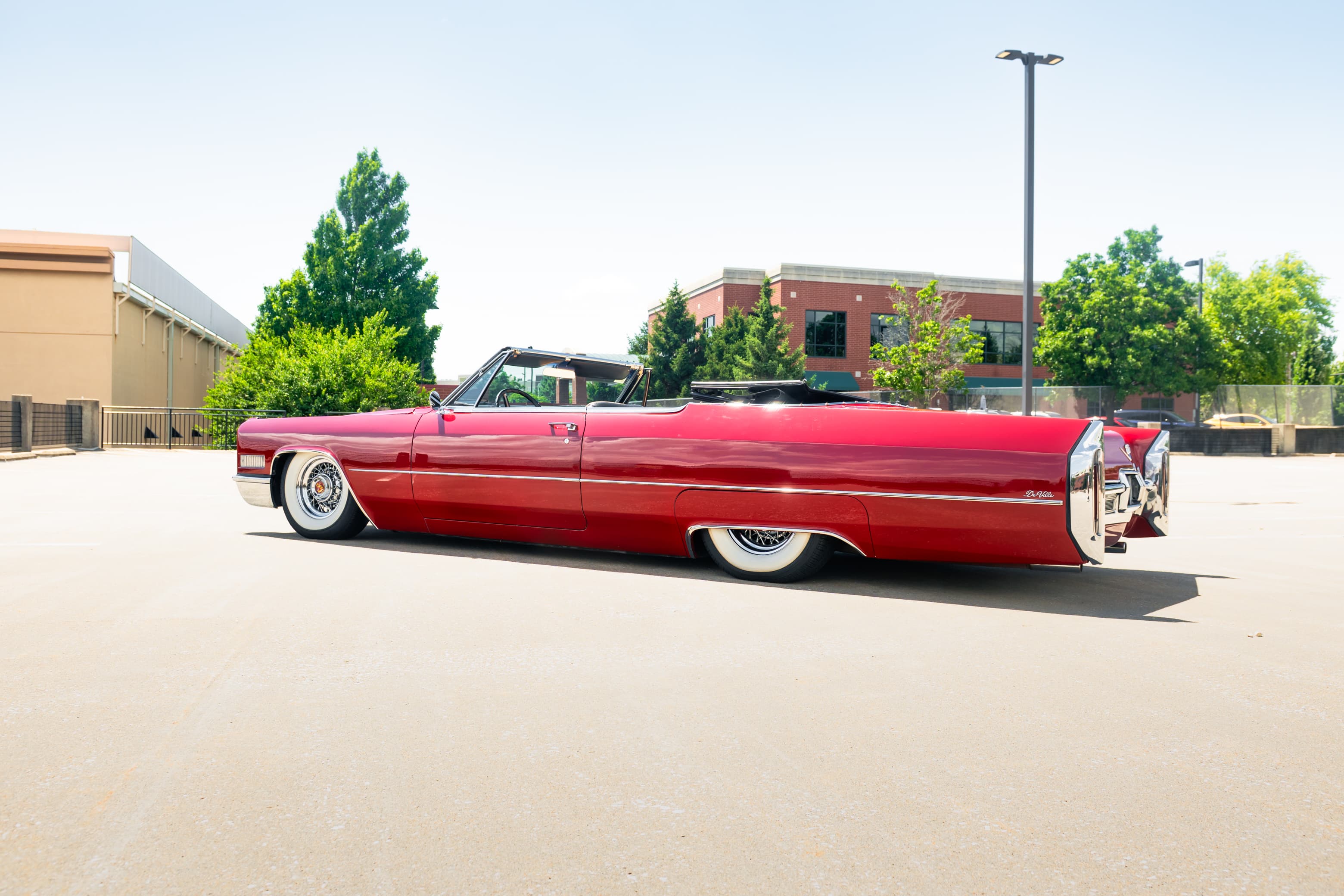1966 Cadillac Deville - Photo 2